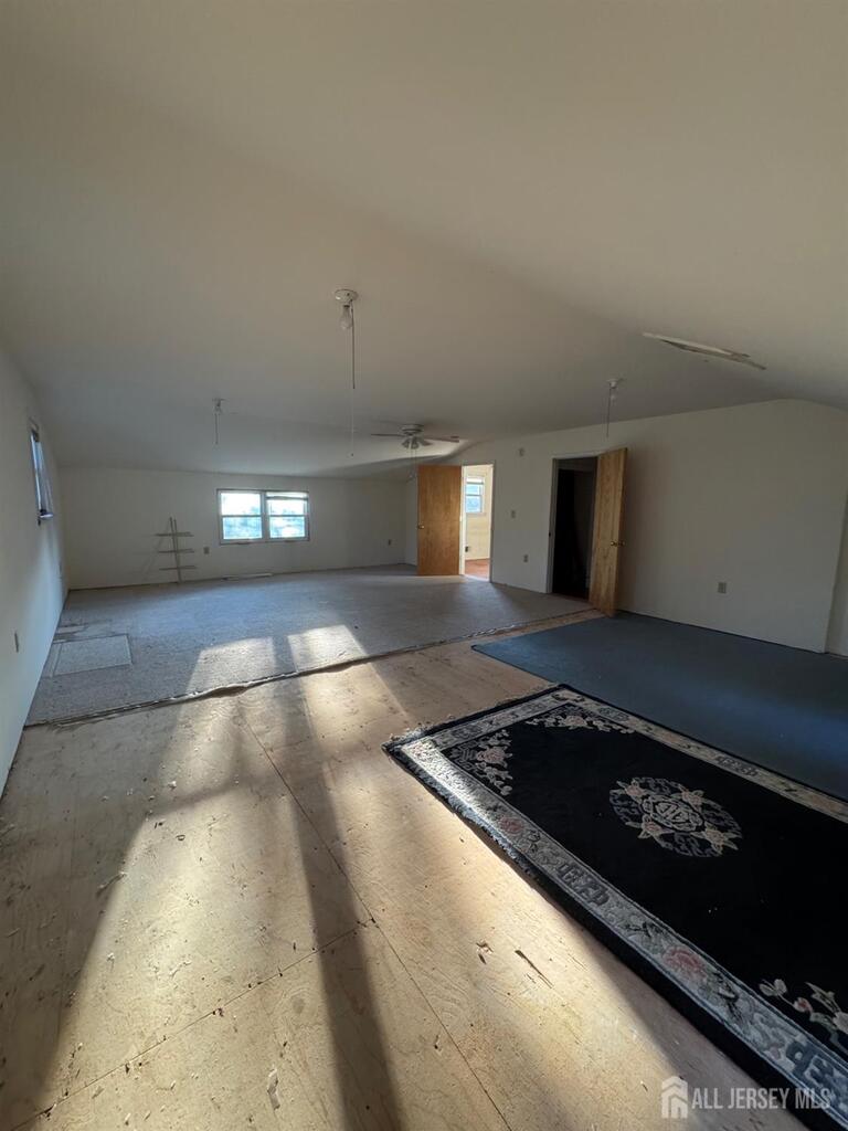Photo 13 of 205 Fleet Avenue, Edison NJ 08820, Edison, NJ