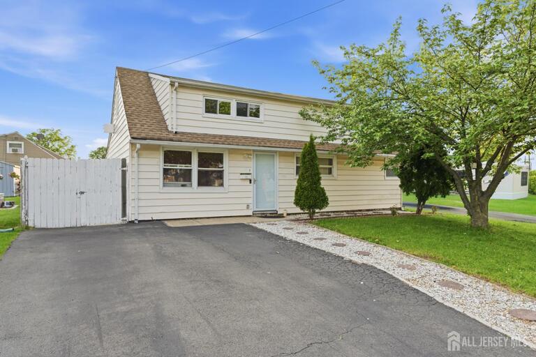 Photo 1 of 35 Coolidge Avenue, Carteret NJ 07008, Carteret, NJ