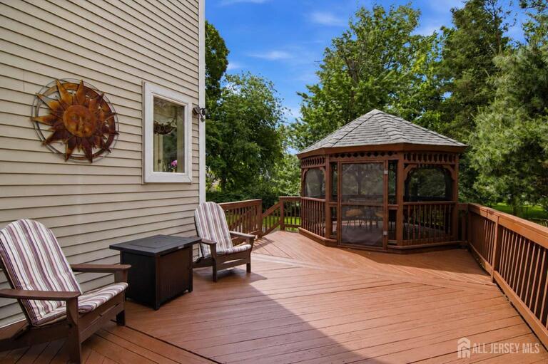 Photo 26 of 4 Honey Court, Metuchen NJ 08840, Metuchen, NJ