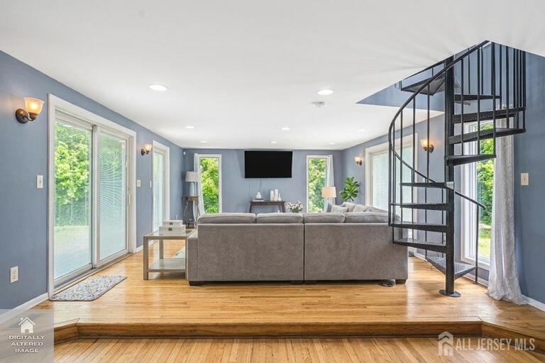 Photo 12 of 76 Woodland Drive, Keyport NJ 07735, Keyport, NJ