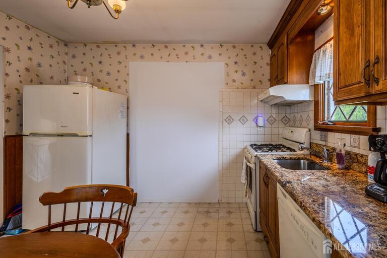 Photo 13 of 149 Strawberry Hill Avenue, Woodbridge Proper NJ 07095, Woodbridge Proper, NJ