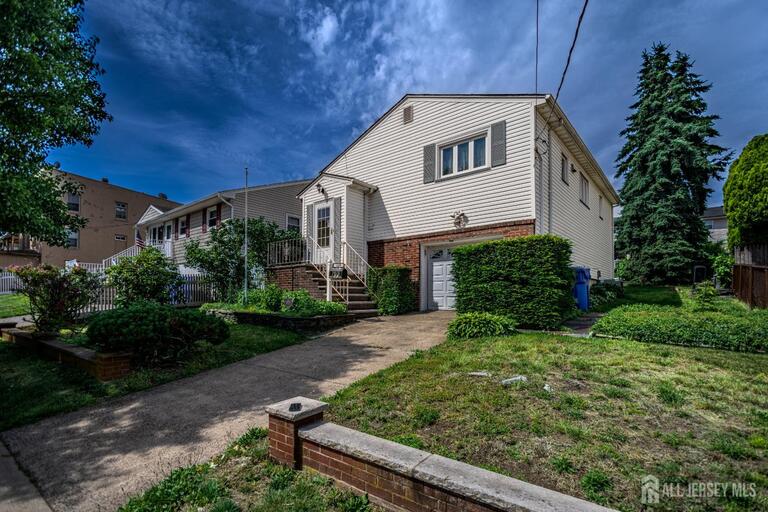 Photo 3 of 149 Strawberry Hill Avenue, Woodbridge Proper NJ 07095, Woodbridge Proper, NJ