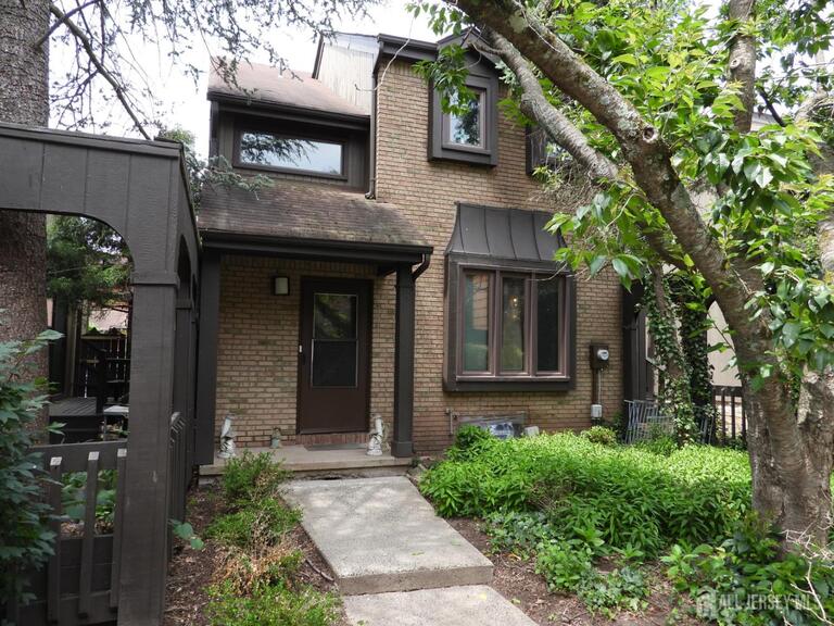 Photo 1 of 41 Riverbend Drive, North Brunswick NJ 08902, North Brunswick, NJ