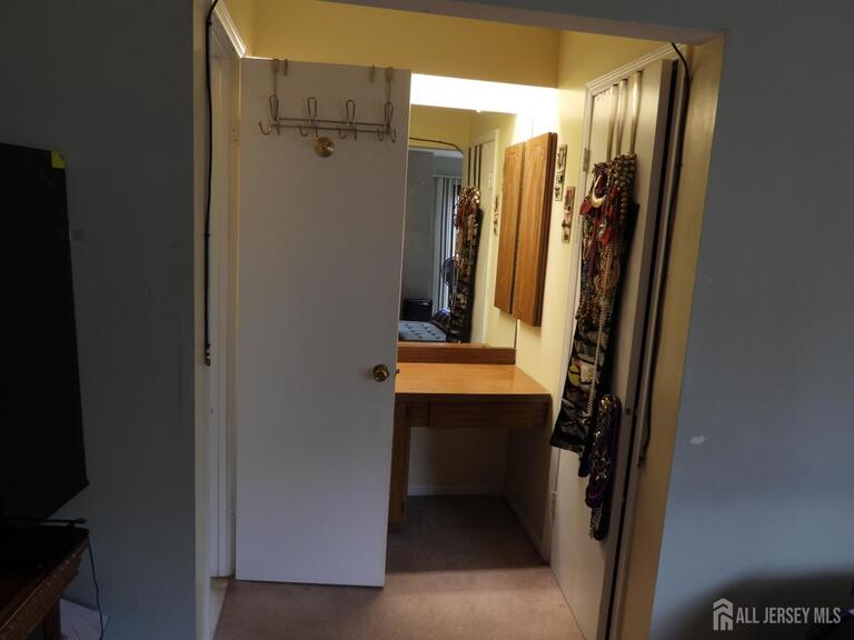 Photo 10 of 41 Riverbend Drive, North Brunswick NJ 08902, North Brunswick, NJ