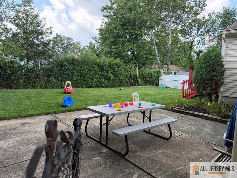 Photo 33 of 10 Eardley Road, Edison NJ 08817, Edison, NJ