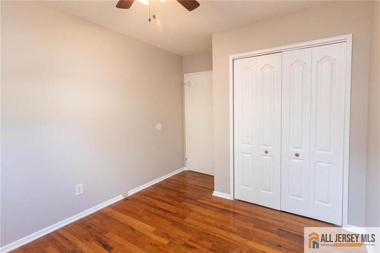 Photo 13 of 10 Eardley Road, Edison NJ 08817, Edison, NJ