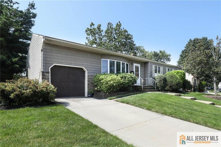 Photo 46 of 10 Eardley Road, Edison NJ 08817, Edison, NJ