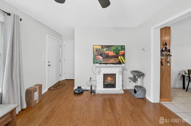 Photo 11 of 907 Harris Avenue, Union Beach NJ 07735, Union Beach, NJ