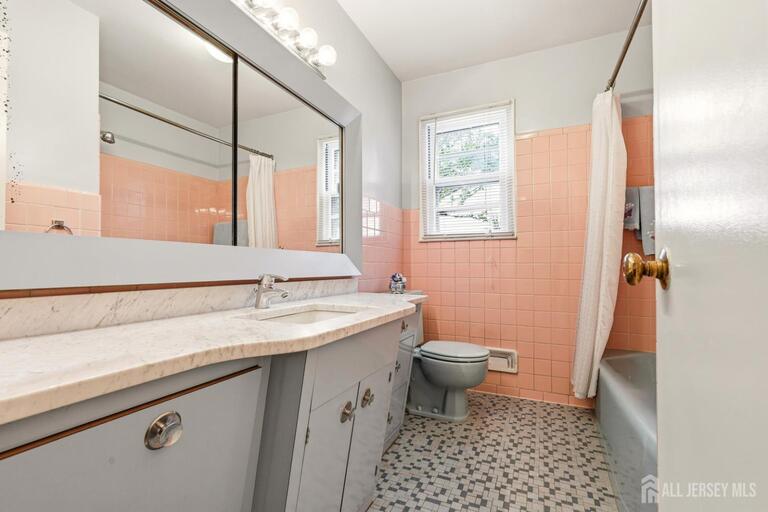 Photo 18 of 471 Lincoln Avenue, Highland Park NJ 08904, Highland Park, NJ