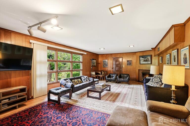 Photo 19 of 471 Lincoln Avenue, Highland Park NJ 08904, Highland Park, NJ