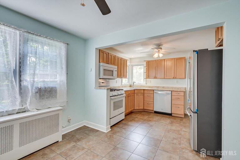 Photo 10 of 2008 Maple Avenue, South Plainfield NJ 07080, South Plainfield, NJ