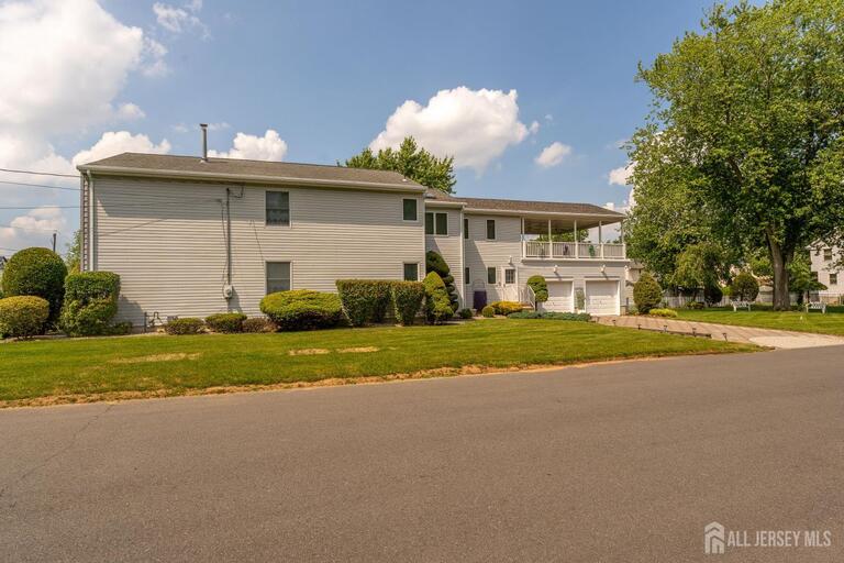 Photo 39 of 932 Beatrice Parkway, Edison NJ 08820, Edison, NJ
