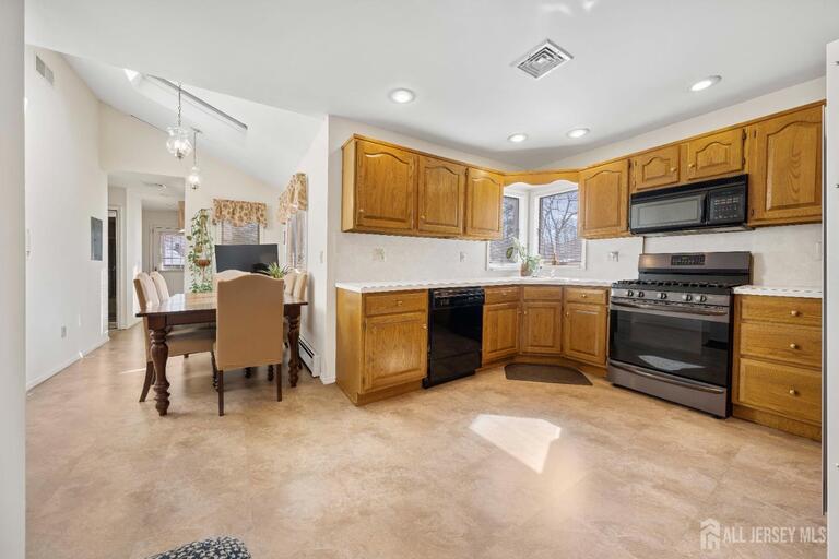 Photo 20 of 932 Beatrice Parkway, Edison NJ 08820, Edison, NJ