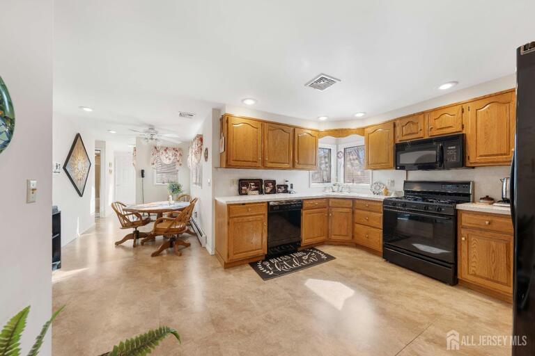 Photo 8 of 932 Beatrice Parkway, Edison NJ 08820, Edison, NJ
