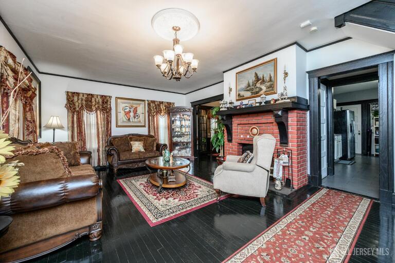 Photo 4 of 115 E 6th Avenue E, Union Twp NJ 07203, Union Twp, NJ
