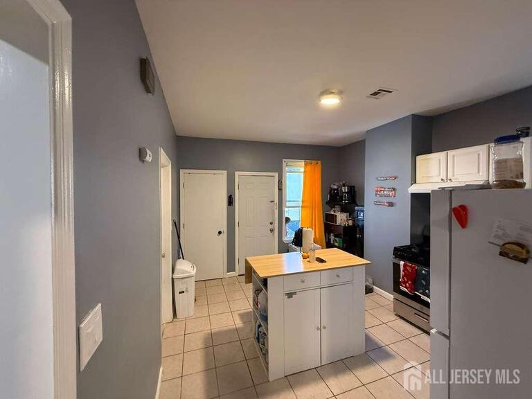 Photo 15 of 20 Montrose Terrace, Irvington NJ 07111, Irvington, NJ