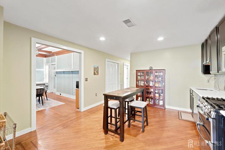Photo 11 of 176 N Broadway Street, South Amboy NJ 08879, South Amboy, NJ