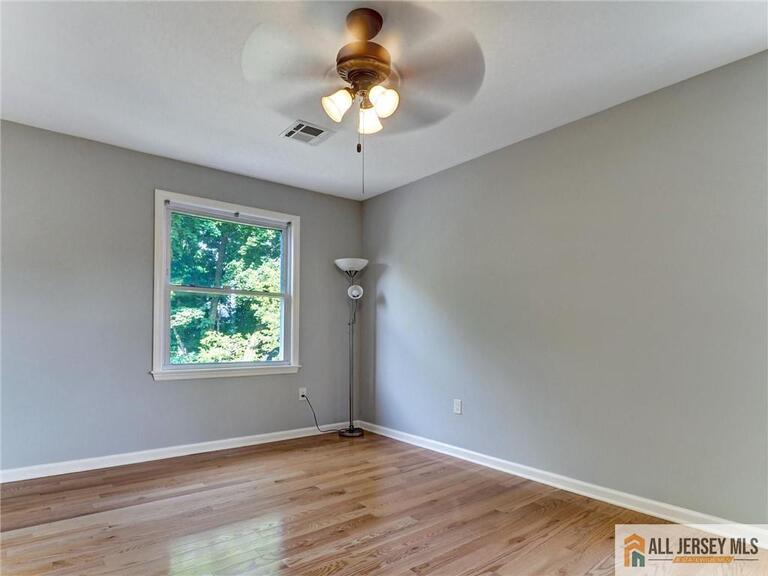 Photo 31 of 170 Prospect Avenue, Edison NJ 08817, Edison, NJ