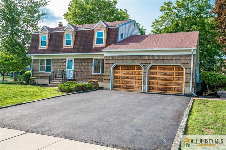 Photo 1 of 8 Dov Place, South Brunswick NJ 08824, South Brunswick, NJ