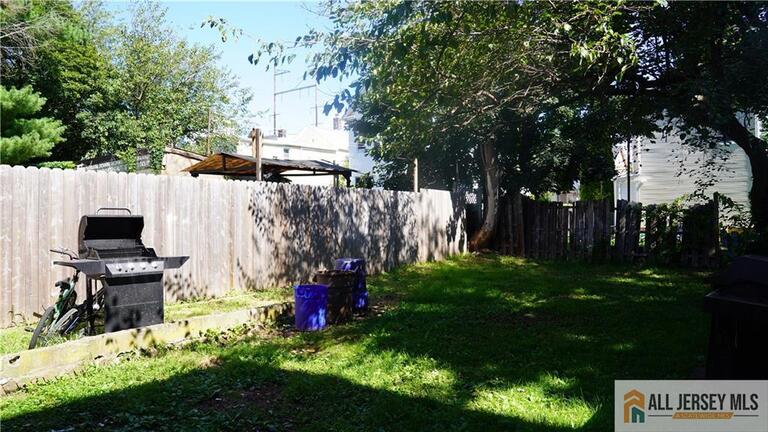 Photo 4 of 297 Seaman Street, New Brunswick NJ 08901, New Brunswick, NJ