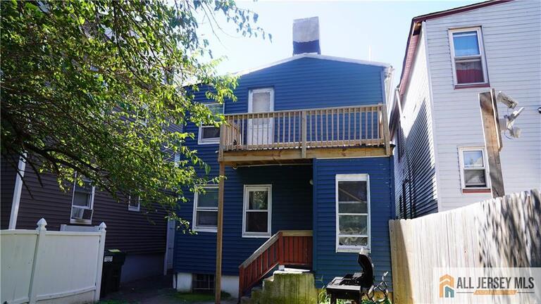 Photo 3 of 297 Seaman Street, New Brunswick NJ 08901, New Brunswick, NJ