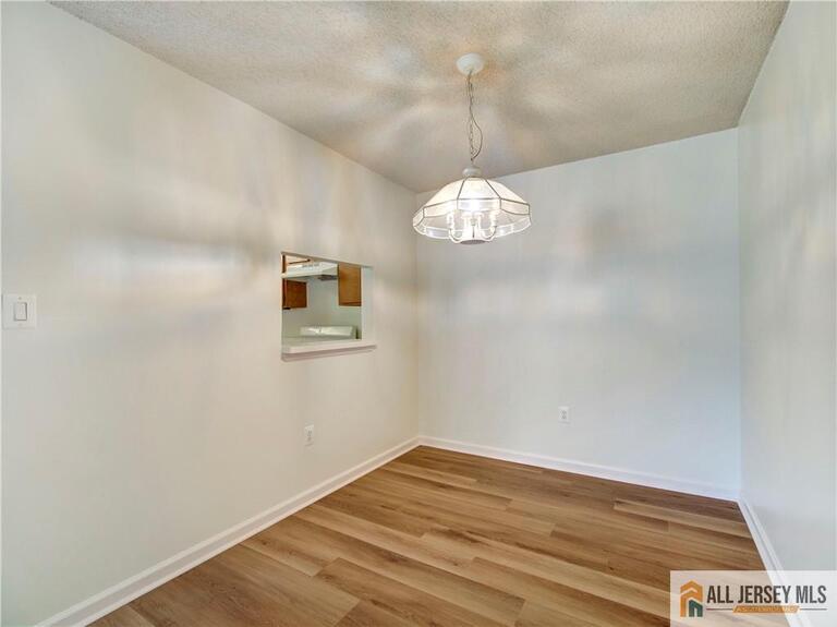 Photo 6 of 81 Canterbury Court, Piscataway NJ 08854, Piscataway, NJ