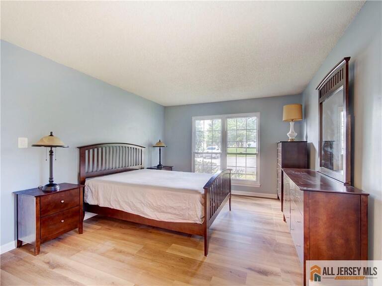 Photo 20 of 81 Canterbury Court, Piscataway NJ 08854, Piscataway, NJ