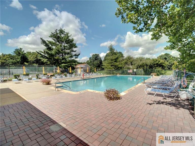 Photo 27 of 81 Canterbury Court, Piscataway NJ 08854, Piscataway, NJ