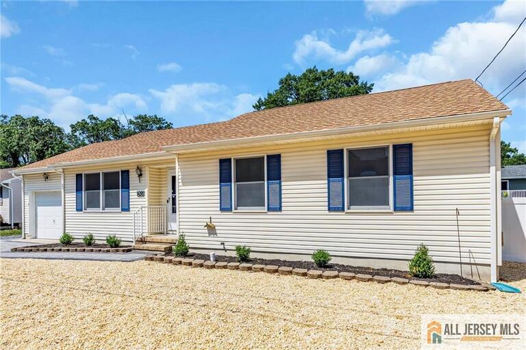 Photo 4 of 520 Beach Avenue, Beachwood NJ 08722, Beachwood, NJ