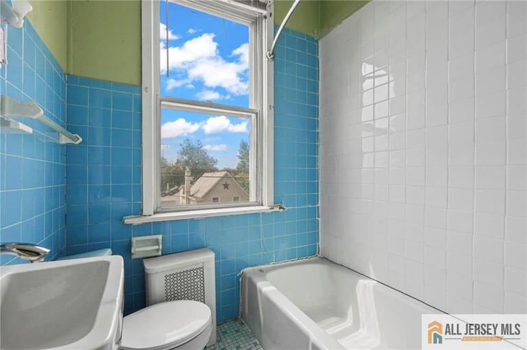 Photo 16 of 364 Alpine Street, Perth Amboy NJ 08861, Perth Amboy, NJ