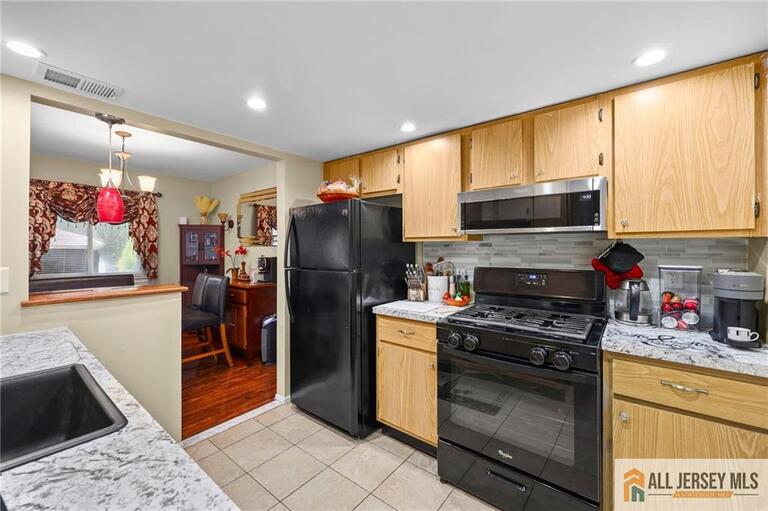 Photo 8 of 3 Eagle Court, Howell NJ 07731, Howell, NJ