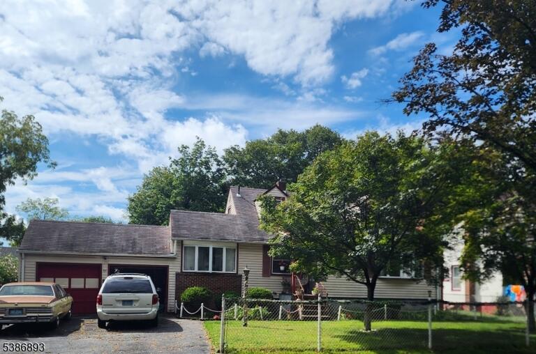 Property listing MLS 3988787 photo 1