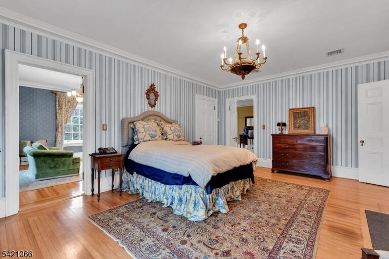 Property listing MLS 4018002 photo 27