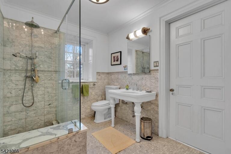 Property listing MLS 4018002 photo 31