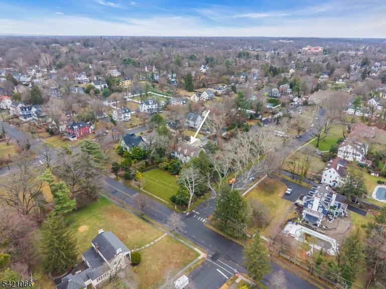 Property listing MLS 4018002 photo 46