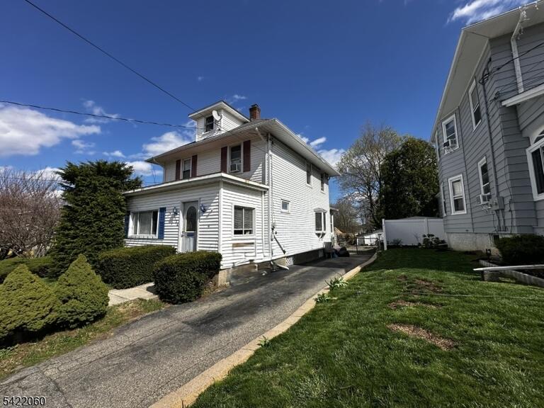 Property listing MLS 4018621 photo 3