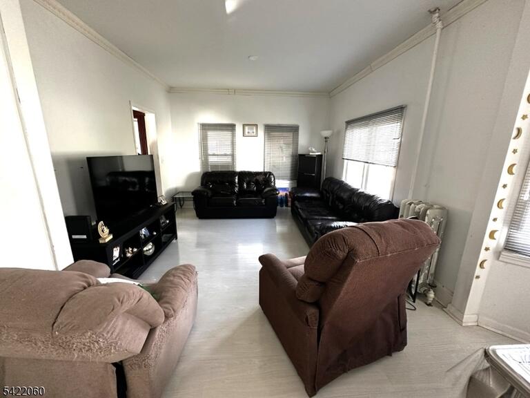 Property listing MLS 4018621 photo 8