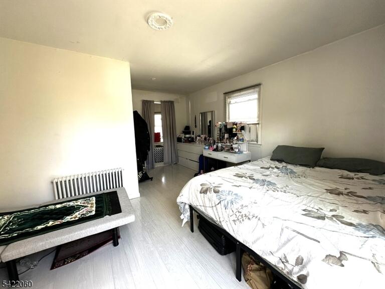 Property listing MLS 4018621 photo 9