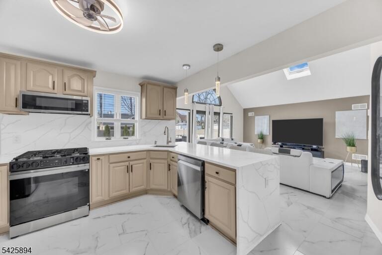 image-4023670-6.jpeg