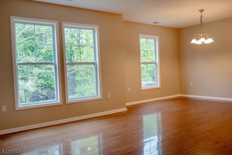 Property listing MLS 4027863 photo 13