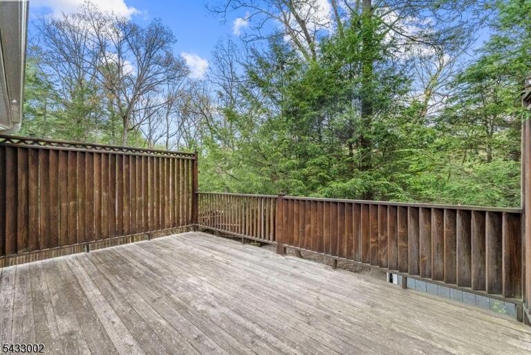 Property listing MLS 4028509 photo 19