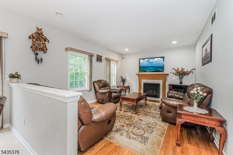Property listing MLS 4030542 photo 20