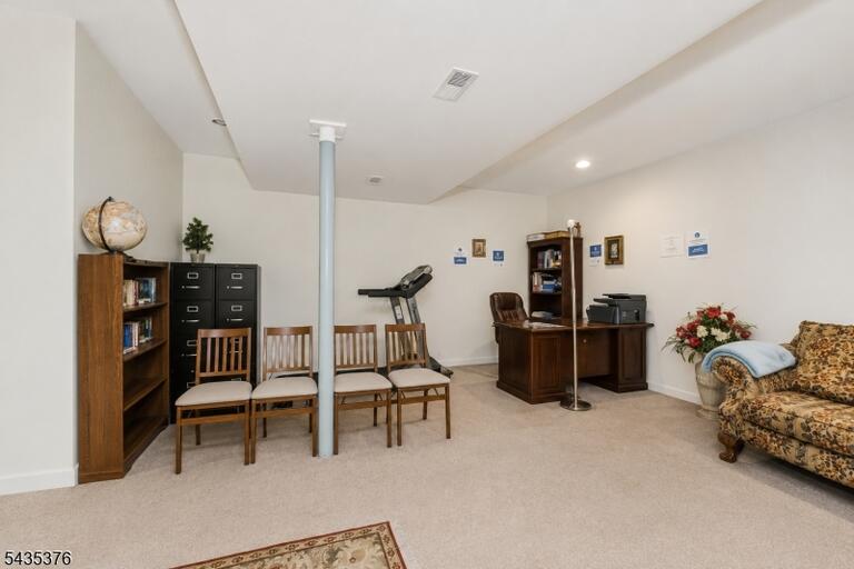 Property listing MLS 4030542 photo 40