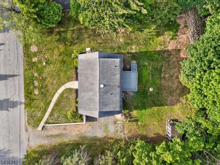 Property listing MLS 4032175 photo 42