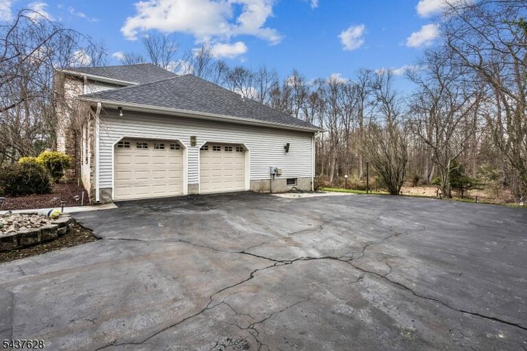 Property listing MLS 4032588 photo 16