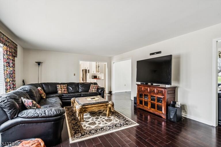 Property listing MLS 4032588 photo 6