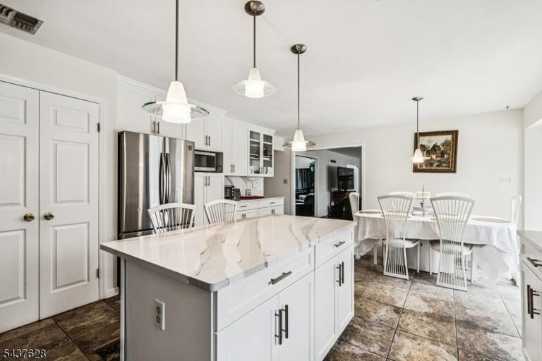 Property listing MLS 4032588 photo 9