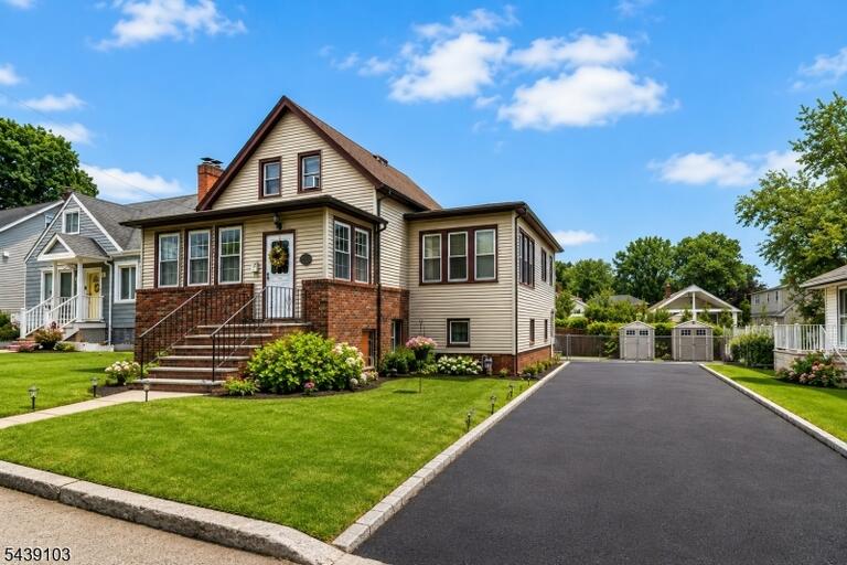 Property listing MLS 4033915 photo 2