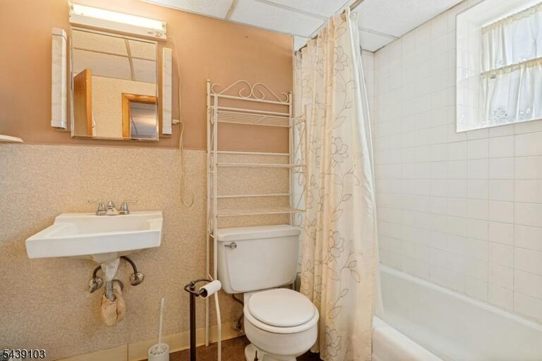 Property listing MLS 4033915 photo 26