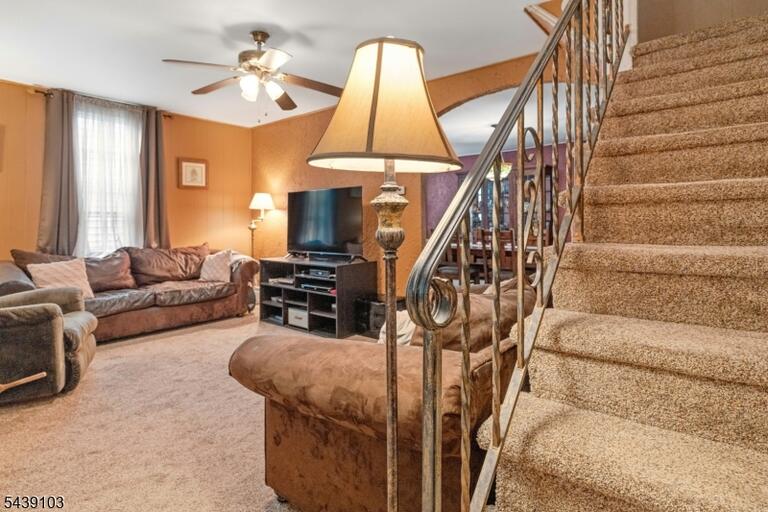 Property listing MLS 4033915 photo 6